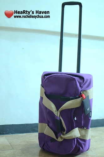 Crumpler Spring Peeper with Wheels