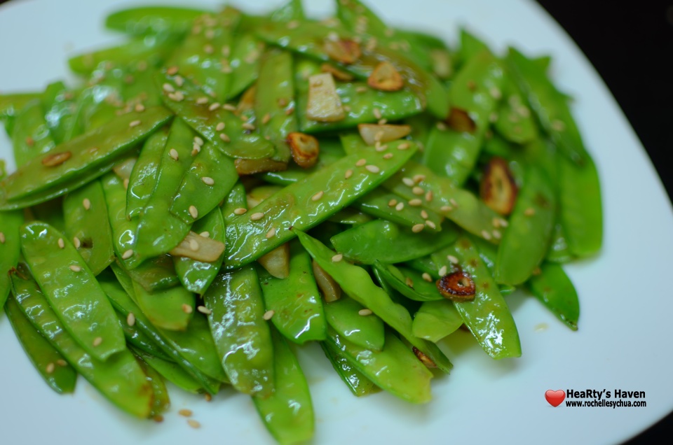 Garlic snow peas stir fry
