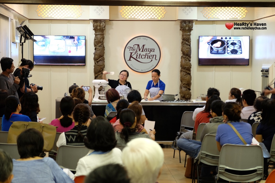 Cake Decorating with Chef Penk Ching at the Maya Kitchen